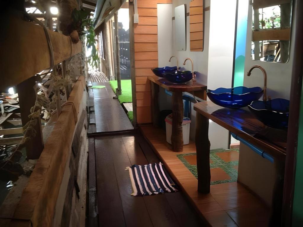 Peacock Hostel Koh Lanta Ngoại thất bức ảnh