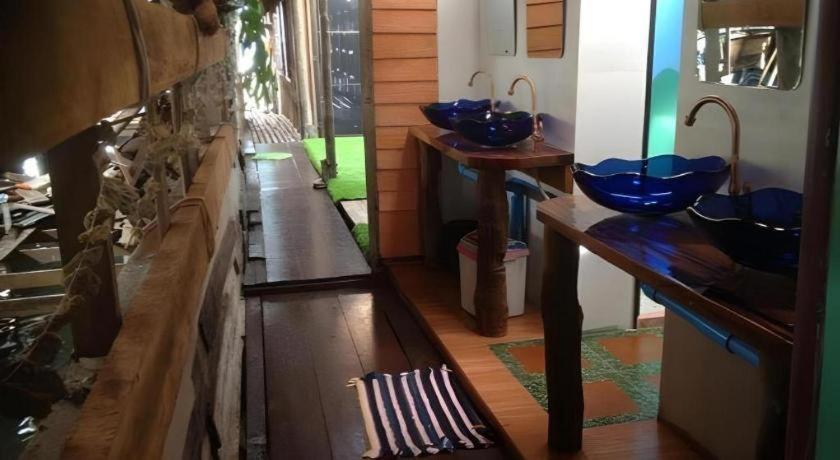 Peacock Hostel Koh Lanta Ngoại thất bức ảnh