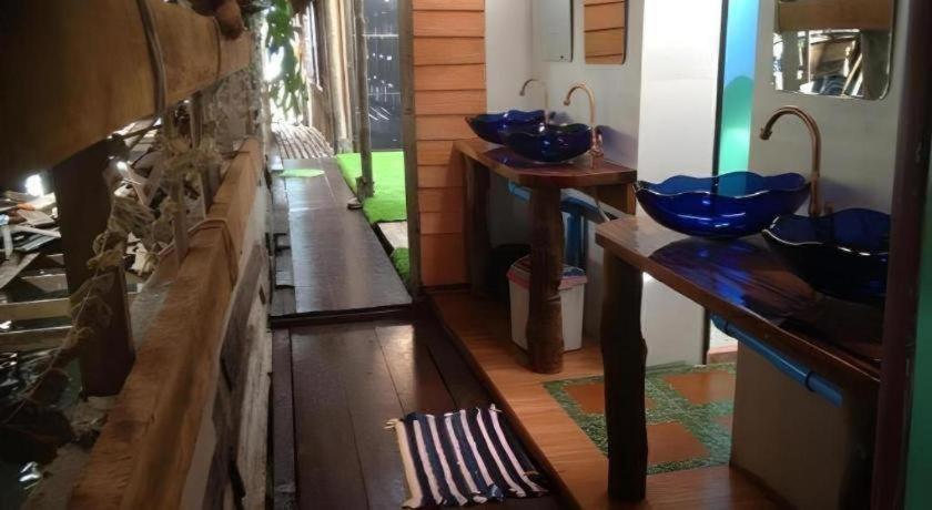 Peacock Hostel Koh Lanta Ngoại thất bức ảnh