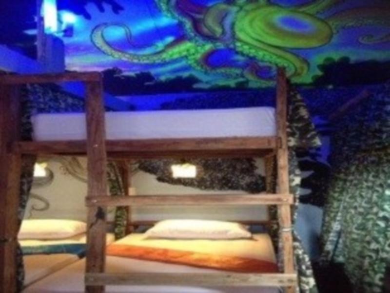 Peacock Hostel Koh Lanta Ngoại thất bức ảnh